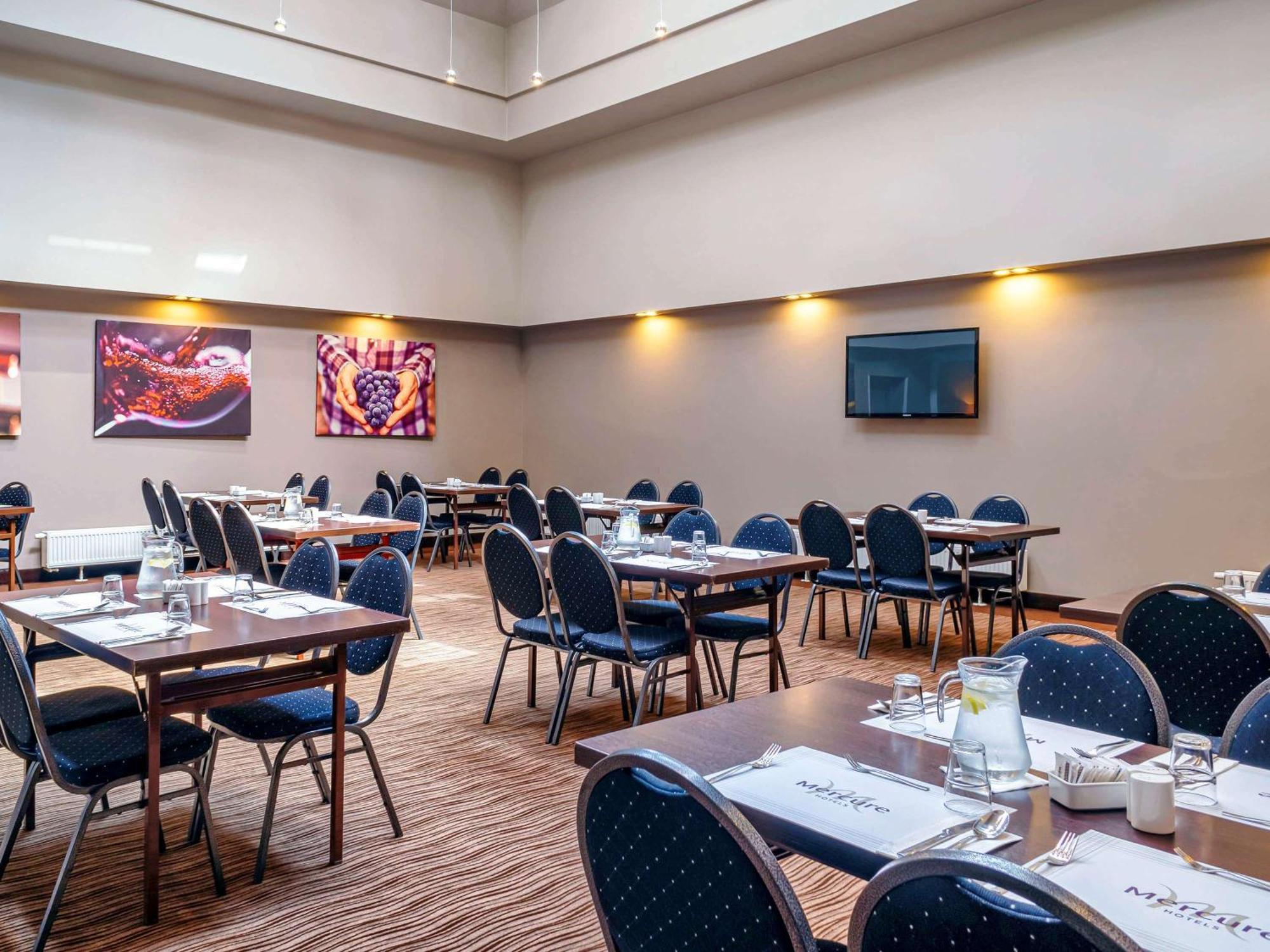 Mercure Czestochowa Centrum Екстер'єр фото