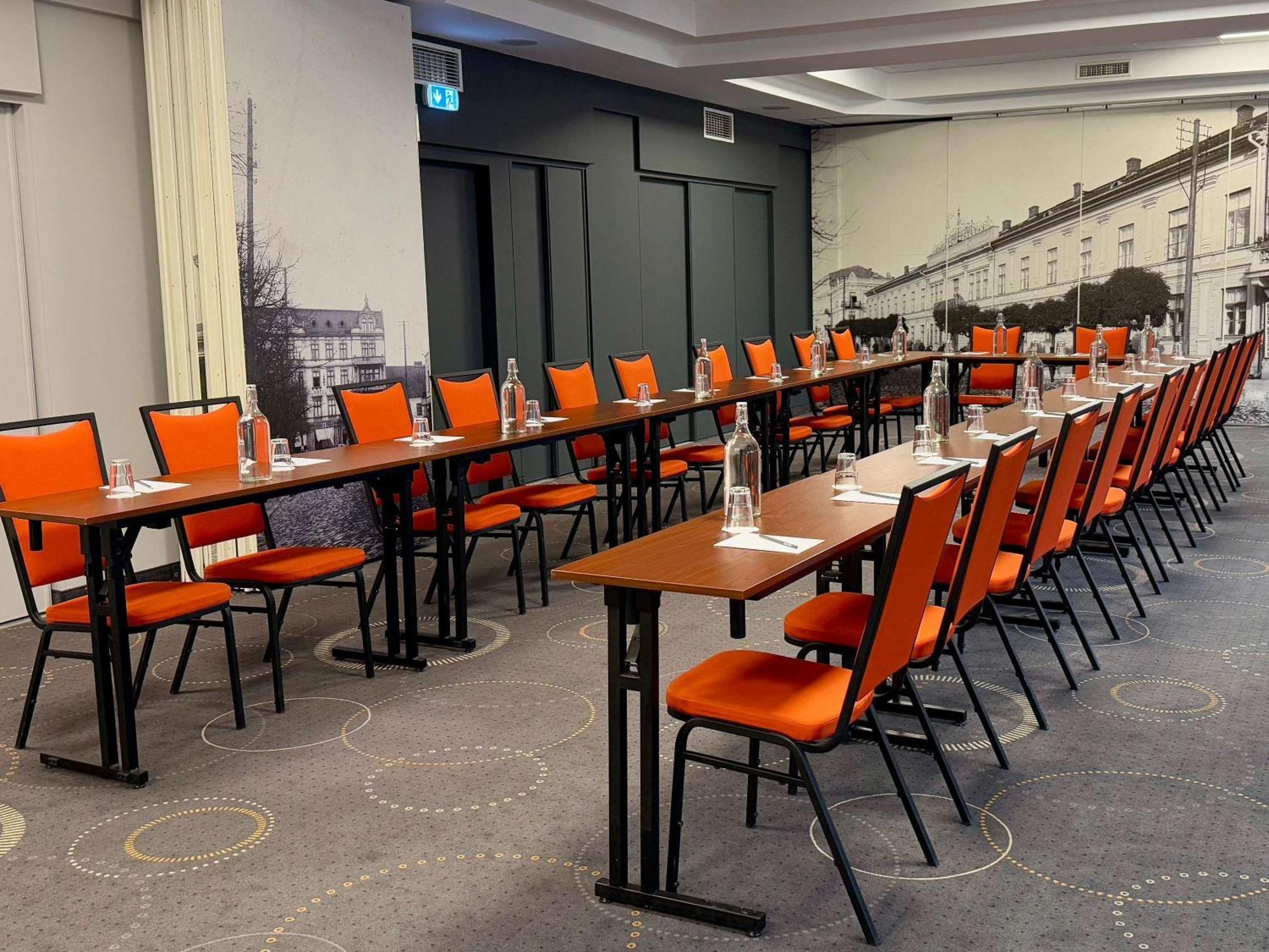 Mercure Czestochowa Centrum Екстер'єр фото