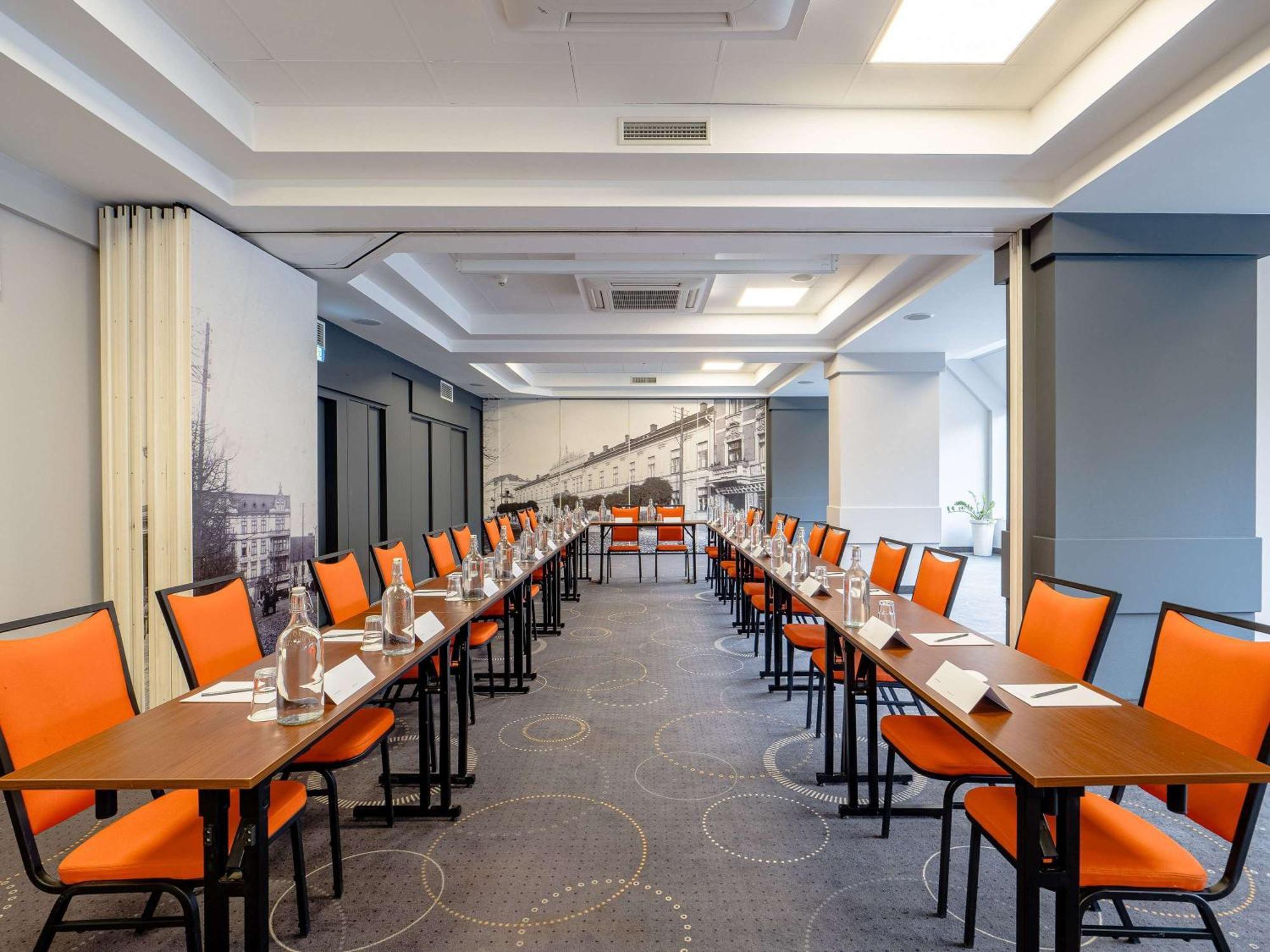 Mercure Czestochowa Centrum Екстер'єр фото