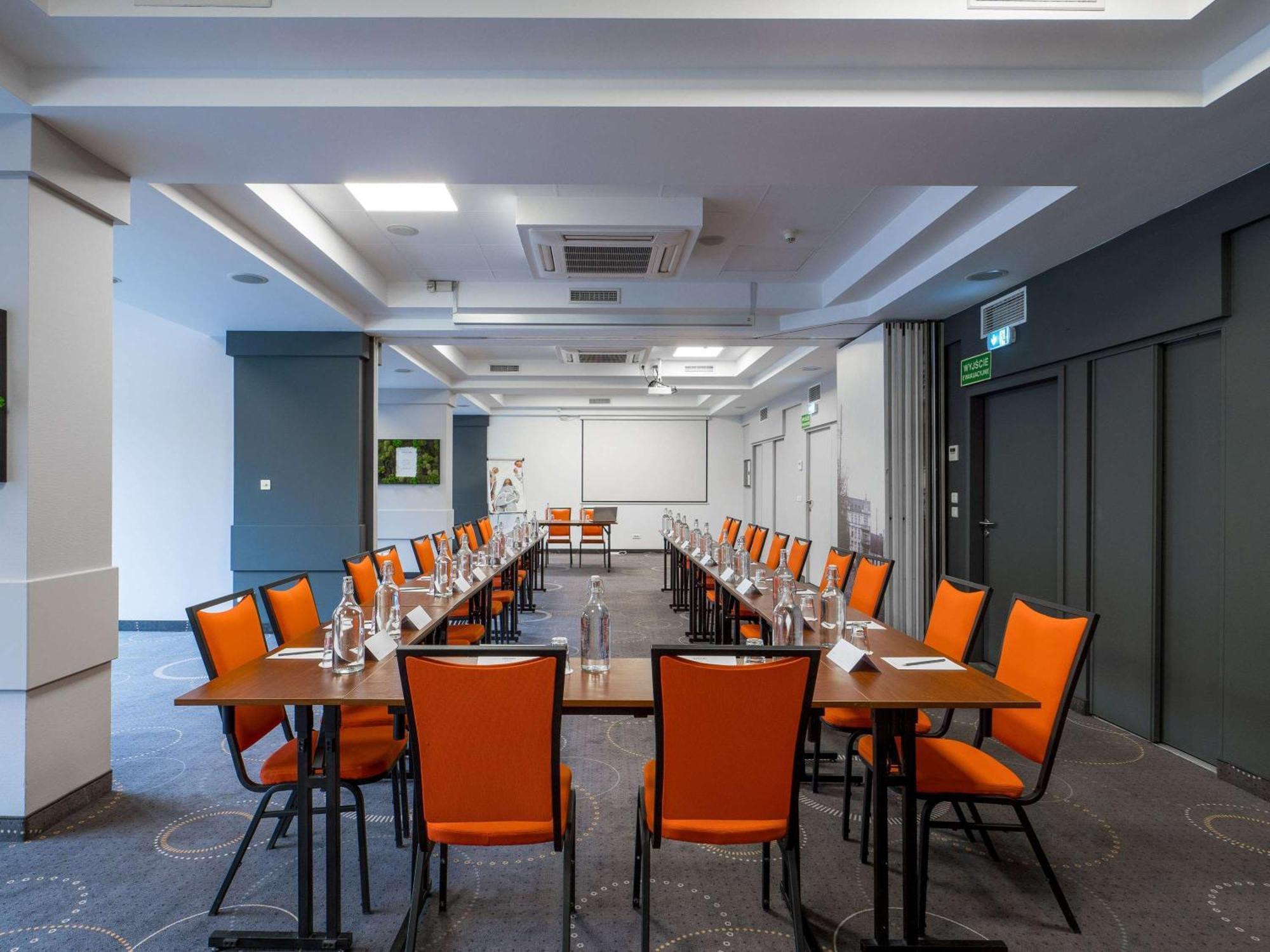 Mercure Czestochowa Centrum Екстер'єр фото