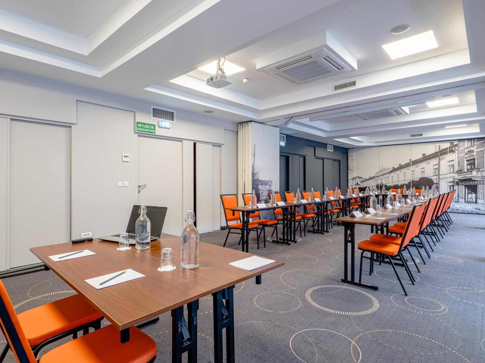 Mercure Czestochowa Centrum Екстер'єр фото