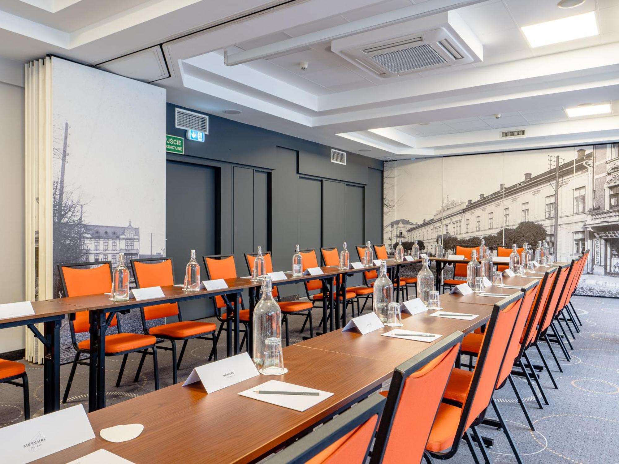 Mercure Czestochowa Centrum Екстер'єр фото