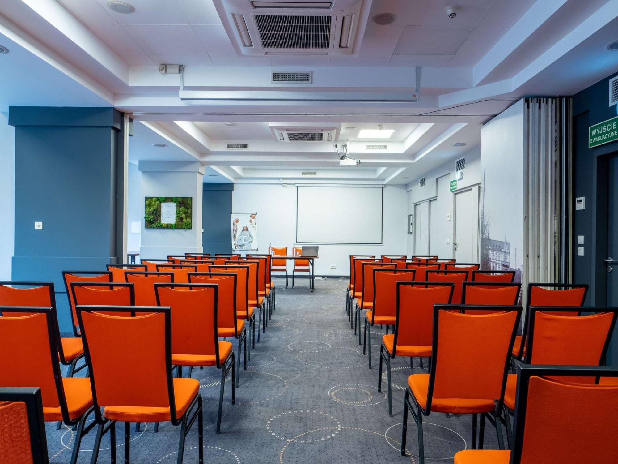 Mercure Czestochowa Centrum Екстер'єр фото