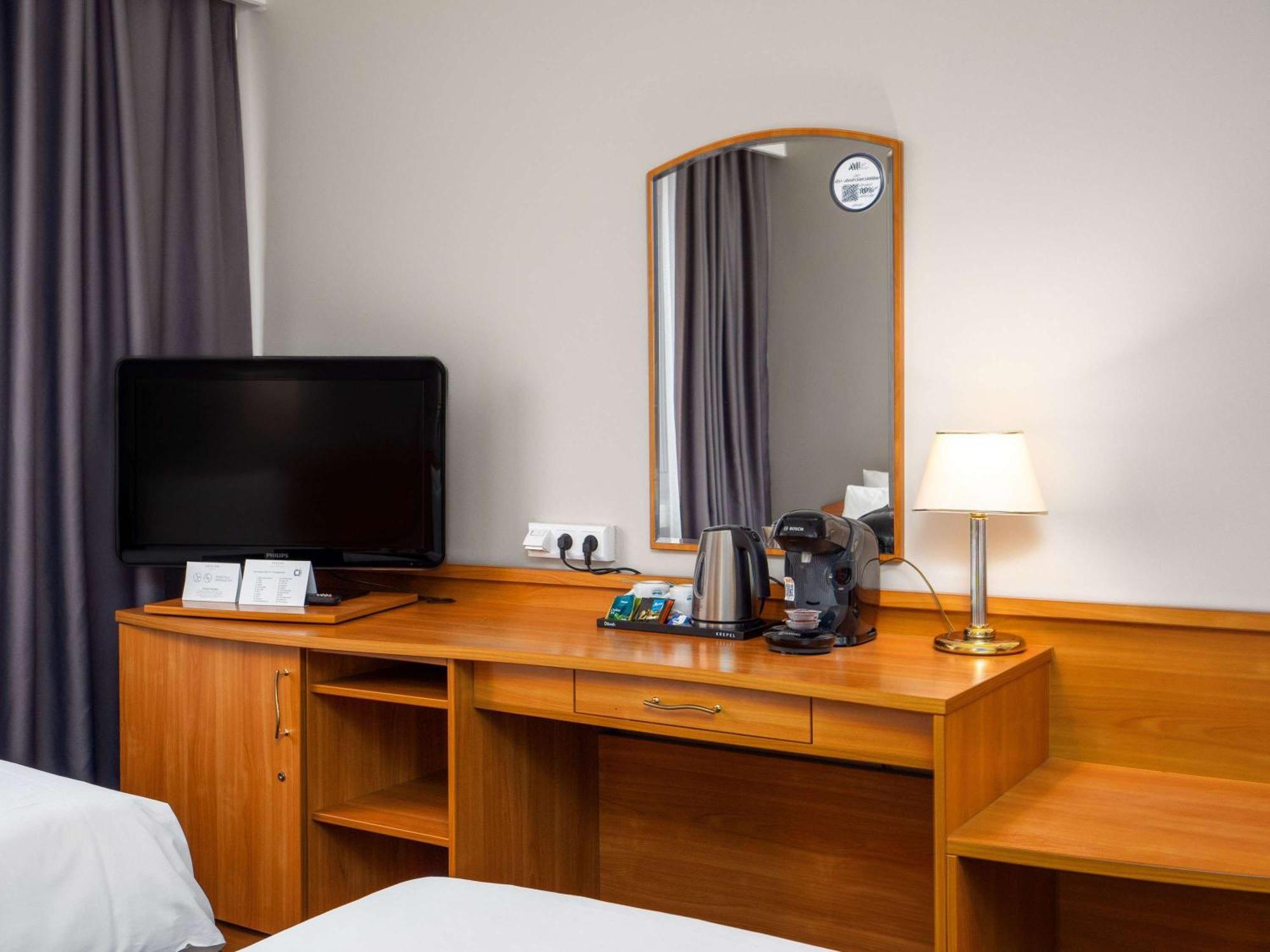 Mercure Czestochowa Centrum Екстер'єр фото