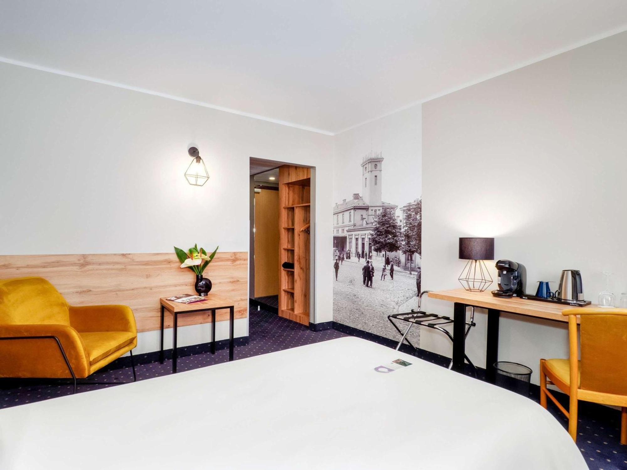 Mercure Czestochowa Centrum Екстер'єр фото