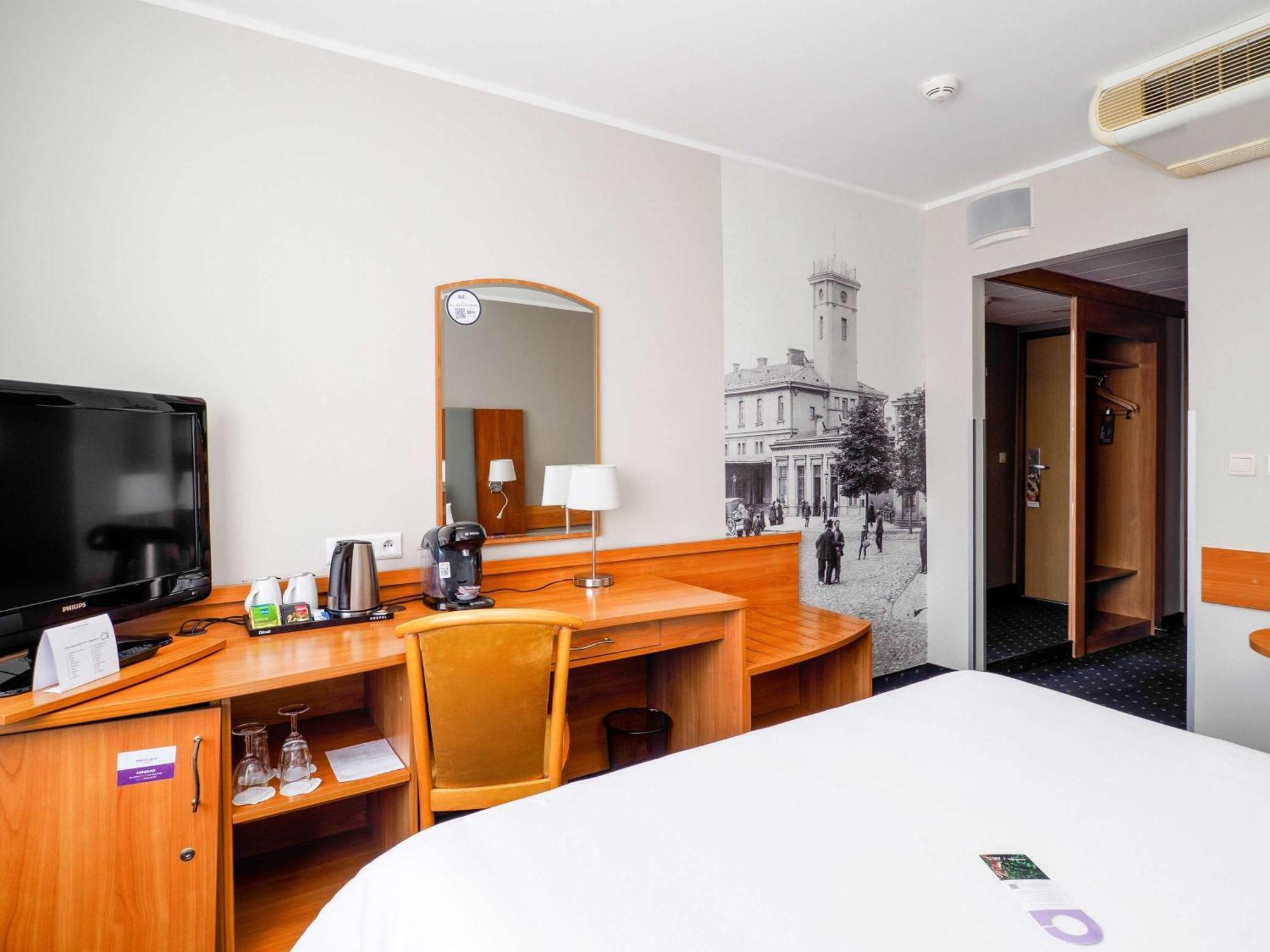Mercure Czestochowa Centrum Екстер'єр фото