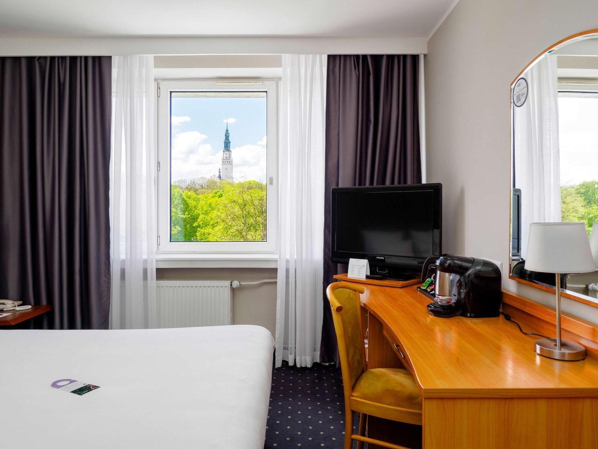 Mercure Czestochowa Centrum Екстер'єр фото